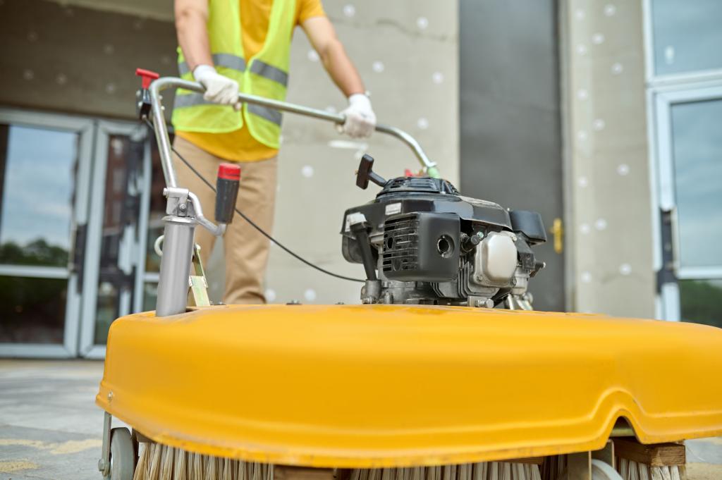 industrial cleaning equipment